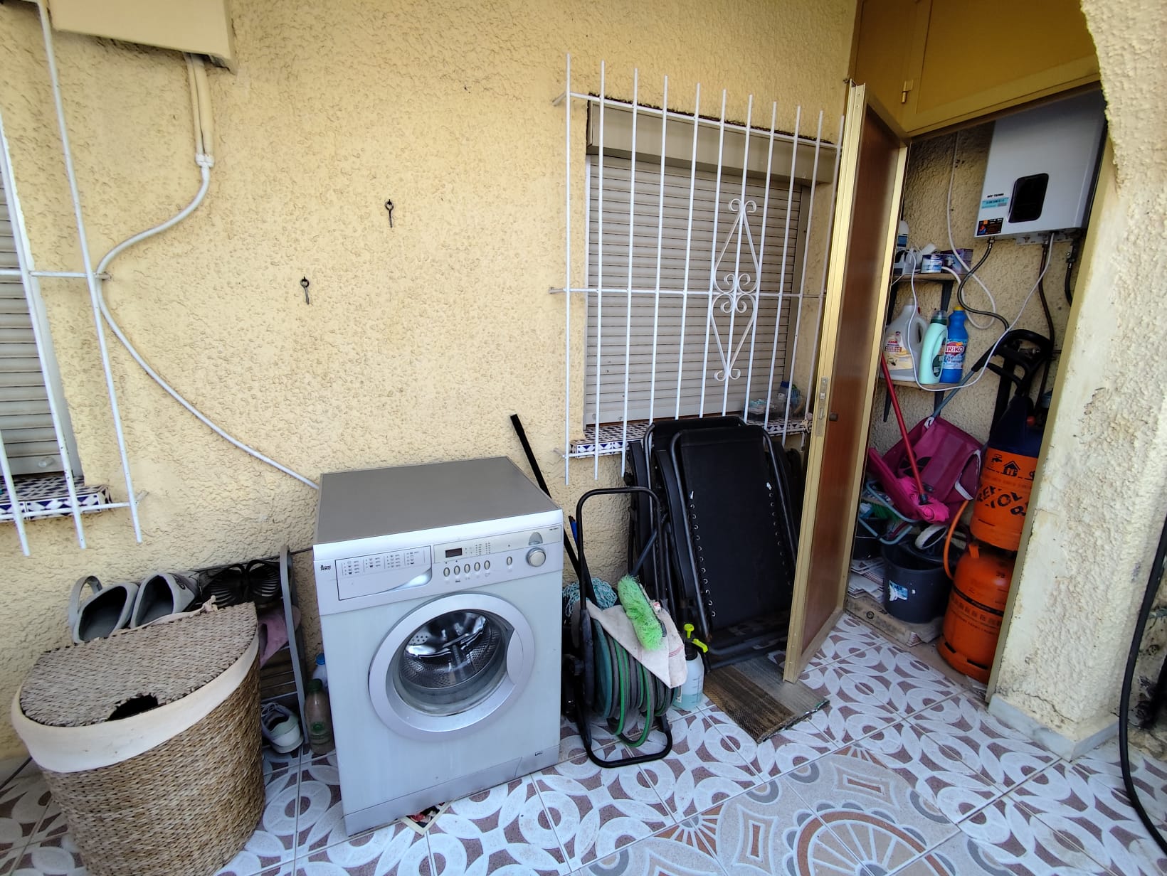 Encanto, tranquilidad y potencial en San Fulgencio - Imagen 9