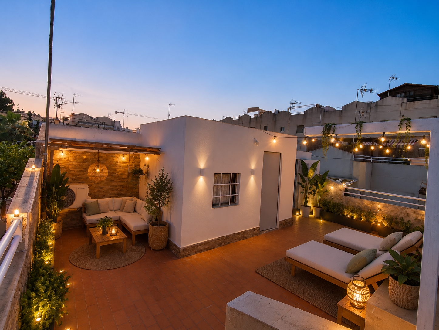 Descubre esta fantástica vivienda en la urbanización Lago Jardín 2, un lugar ideal tanto para disfrutar de tus vacaciones como para establecer tu residencia habitual en la Costa Blanca. - Imagen 16