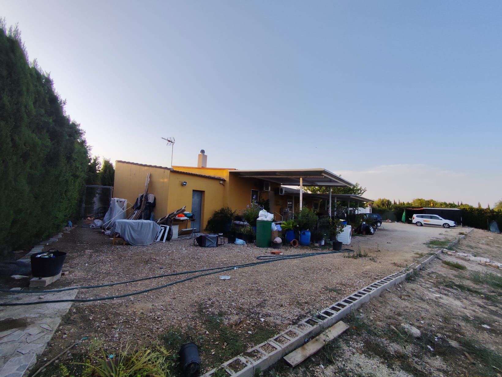 VIVIENDA CON 5.300 M² DE TERRENO, PISCINA Y FRUTALES – LOS VALIENTES, MURCIA - Imagen 3