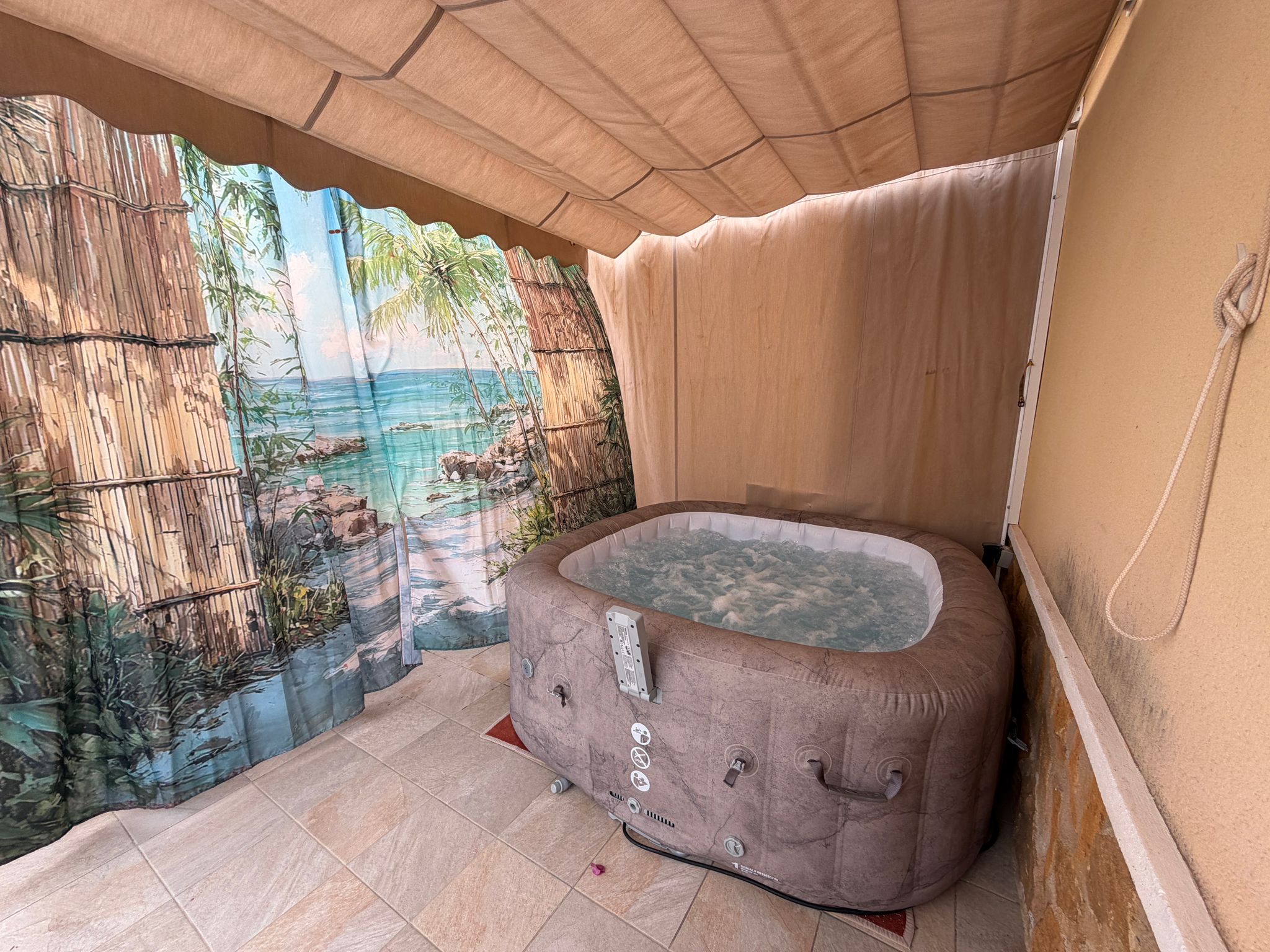 Bungalow con jardín privado y piscina en Villamartín – Los Dolses - Imagen 15