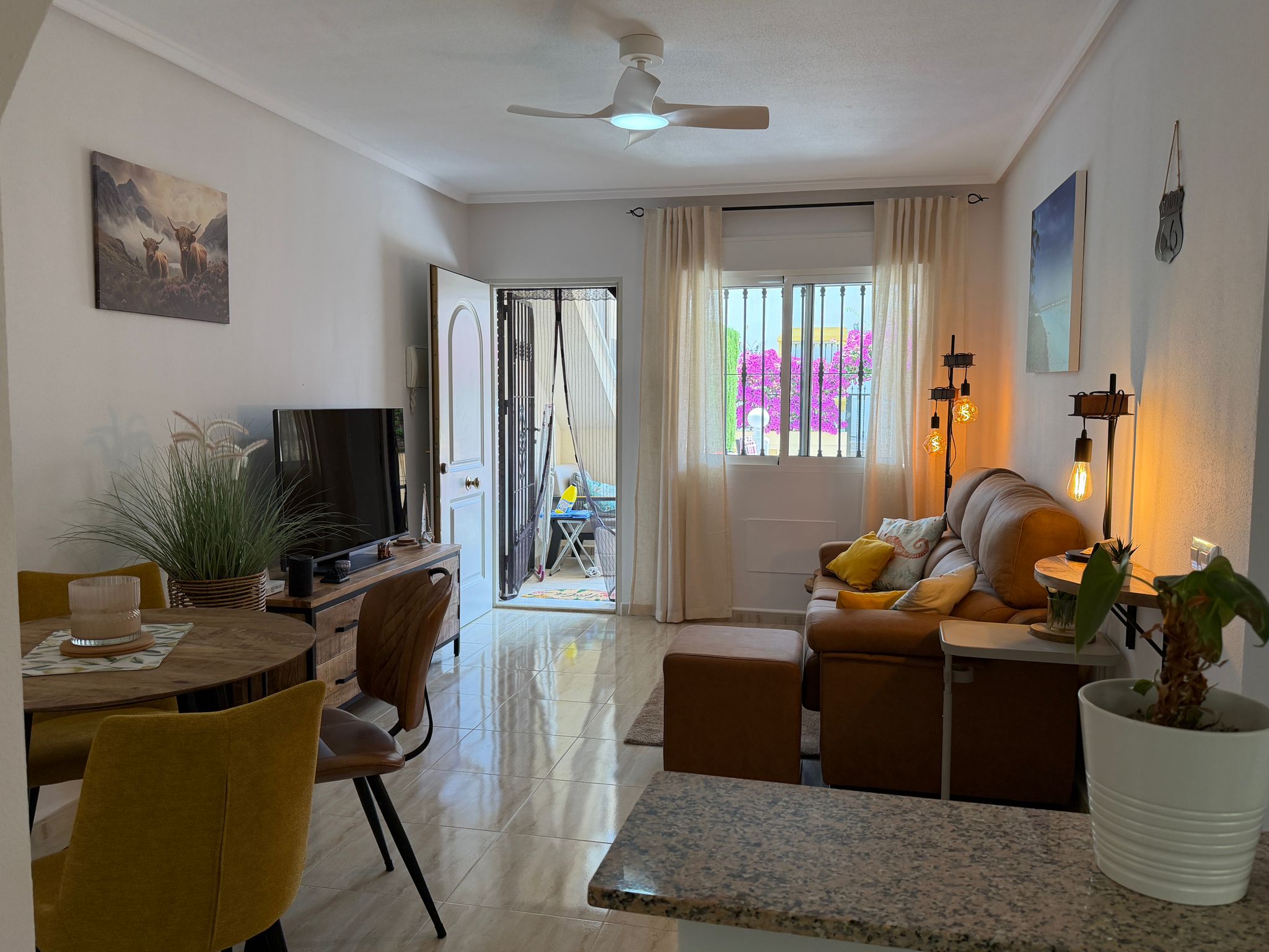 Bungalow con jardín privado y piscina en Villamartín – Los Dolses - Imagen 18