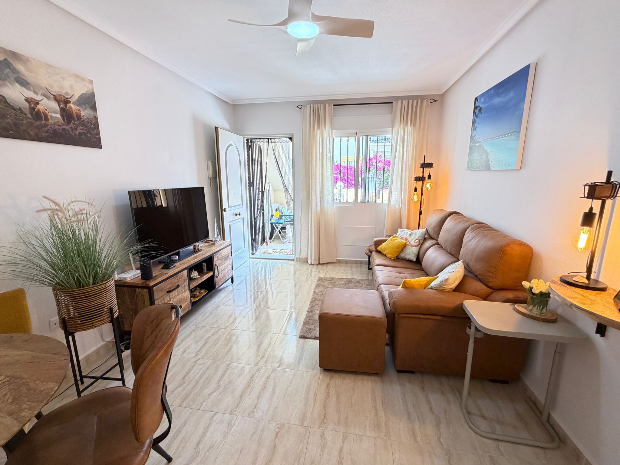 Bungalow con jardín privado y piscina en Villamartín – Los Dolses - Imagen 41