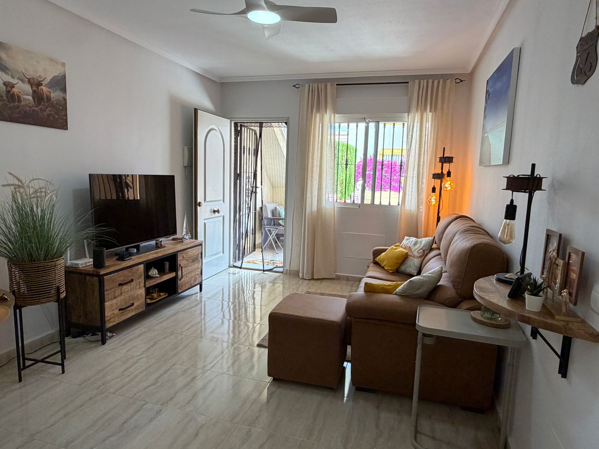 Bungalow con jardín privado y piscina en Villamartín – Los Dolses - Imagen 56